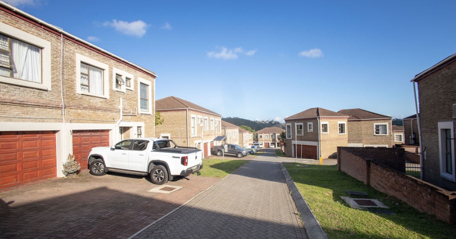 3 Bedroom Property for Sale in Abbotsford Eastern Cape